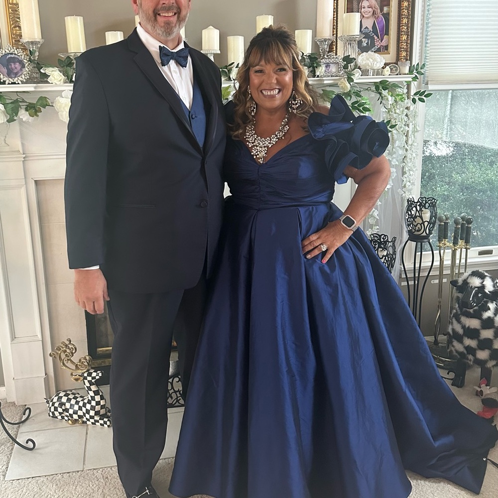 Tarik Ediz Elegant Blue Gown